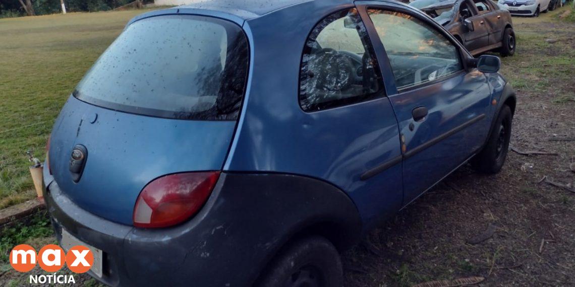 Carro suspeito de dar fuga a assaltantes que balearam Guarda Municipal é apreendido