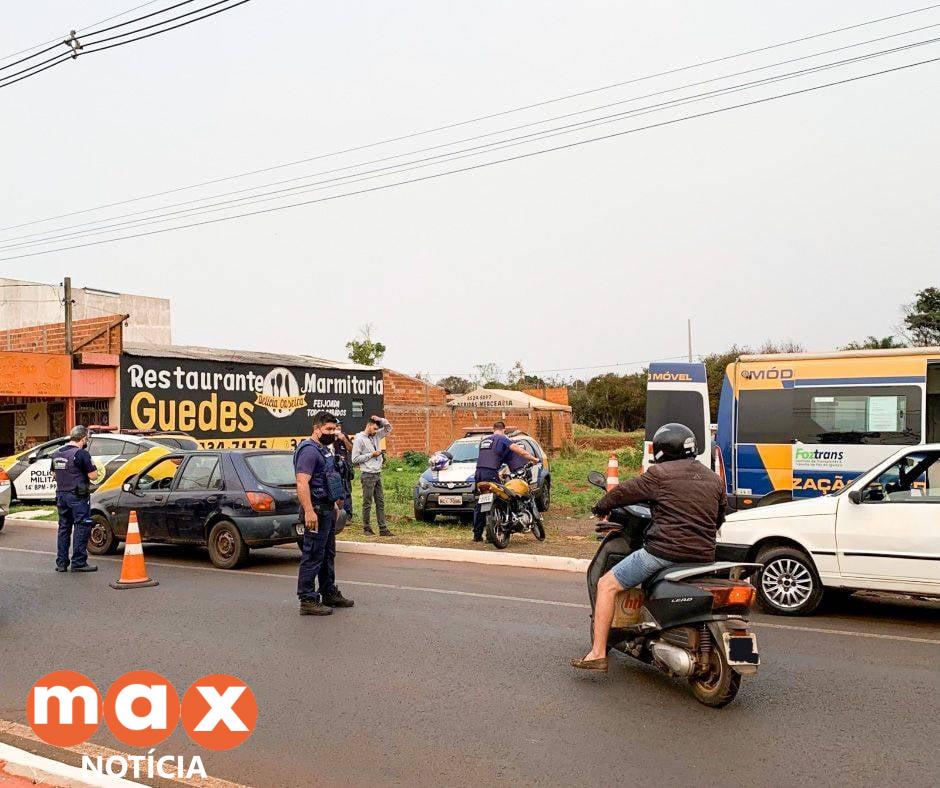 Homem de 41 anos com mandado de prisão é abordado em blitz