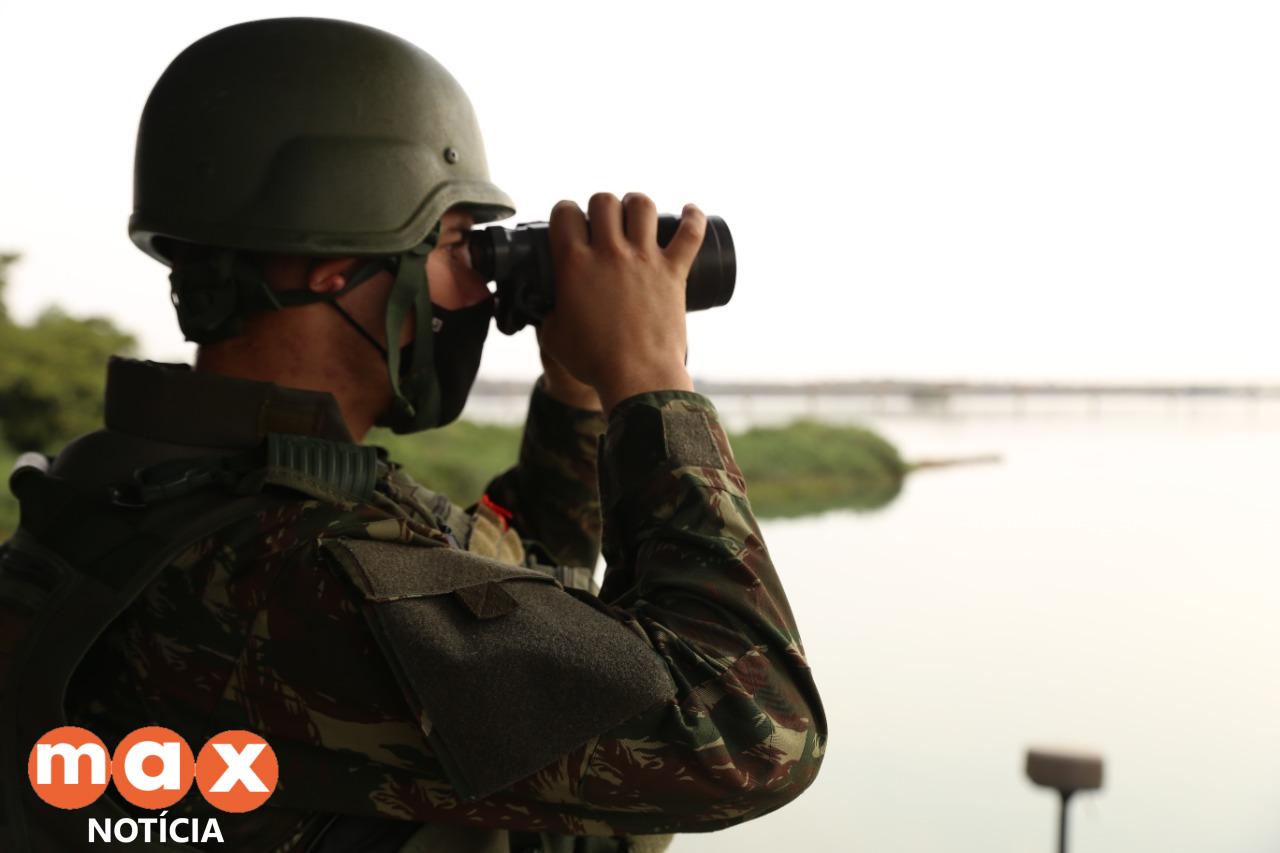 Exército reforça a segurança na Ponte da Amizade e BR-277