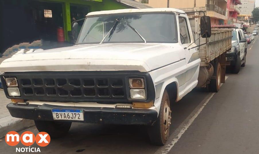 Polícia Civil recupera caminhão furtado