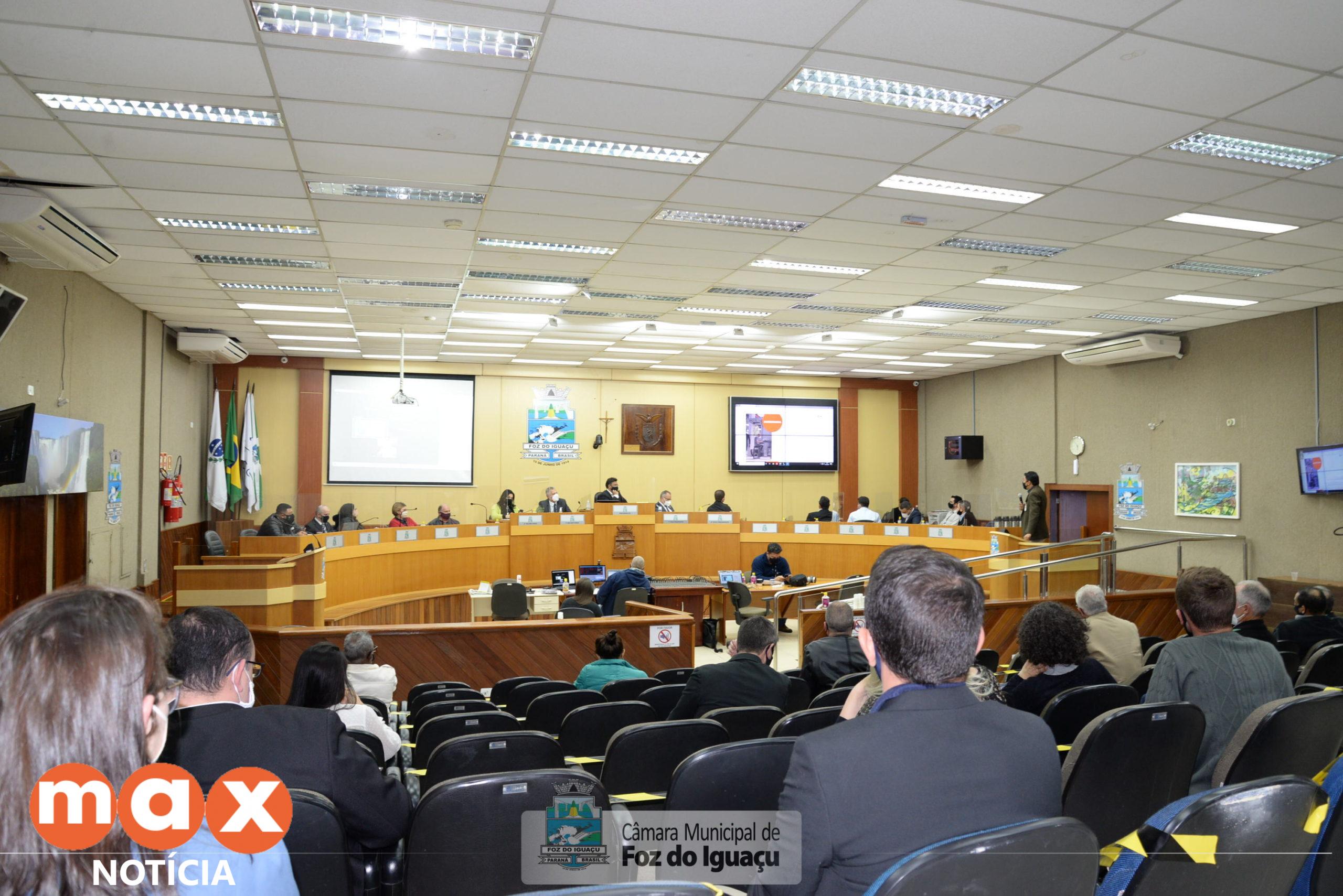 Mix de produtos, modelo e critérios para os boxes foram os principais questionamentos sobre o Mercado Público