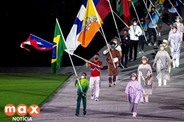 Japão celebra Jogos da superação com muita dança na cerimônia de encerramento