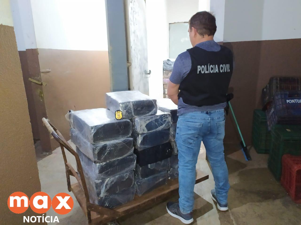 POLÍCIA CIVIL APREENDE 300 QUILOS DE MACONHA