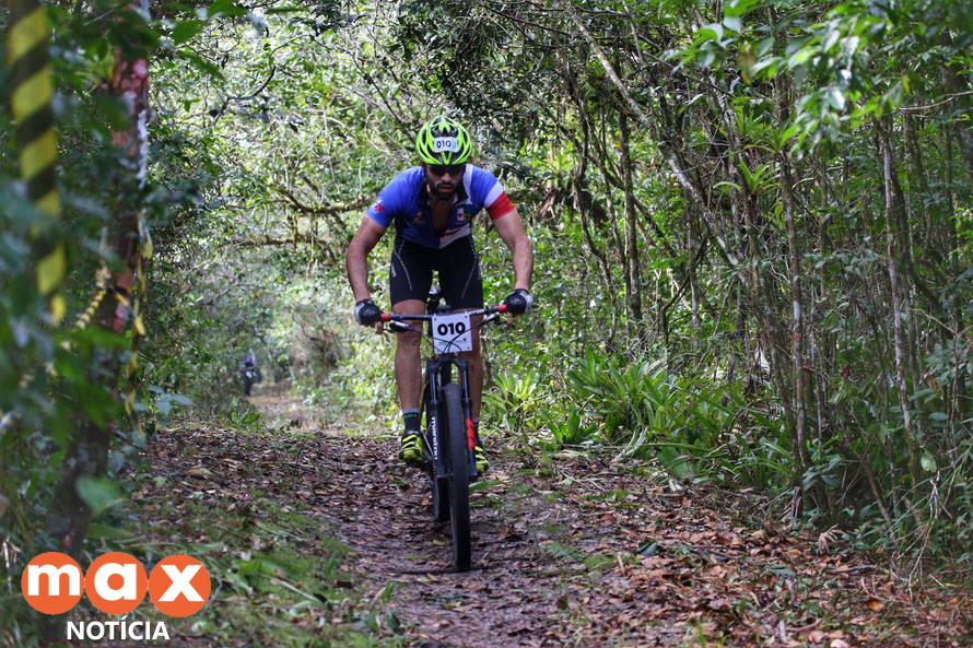 Jogos de Aventura e Natureza, Parajaps e Bom de Bola movimentam o fim de semana