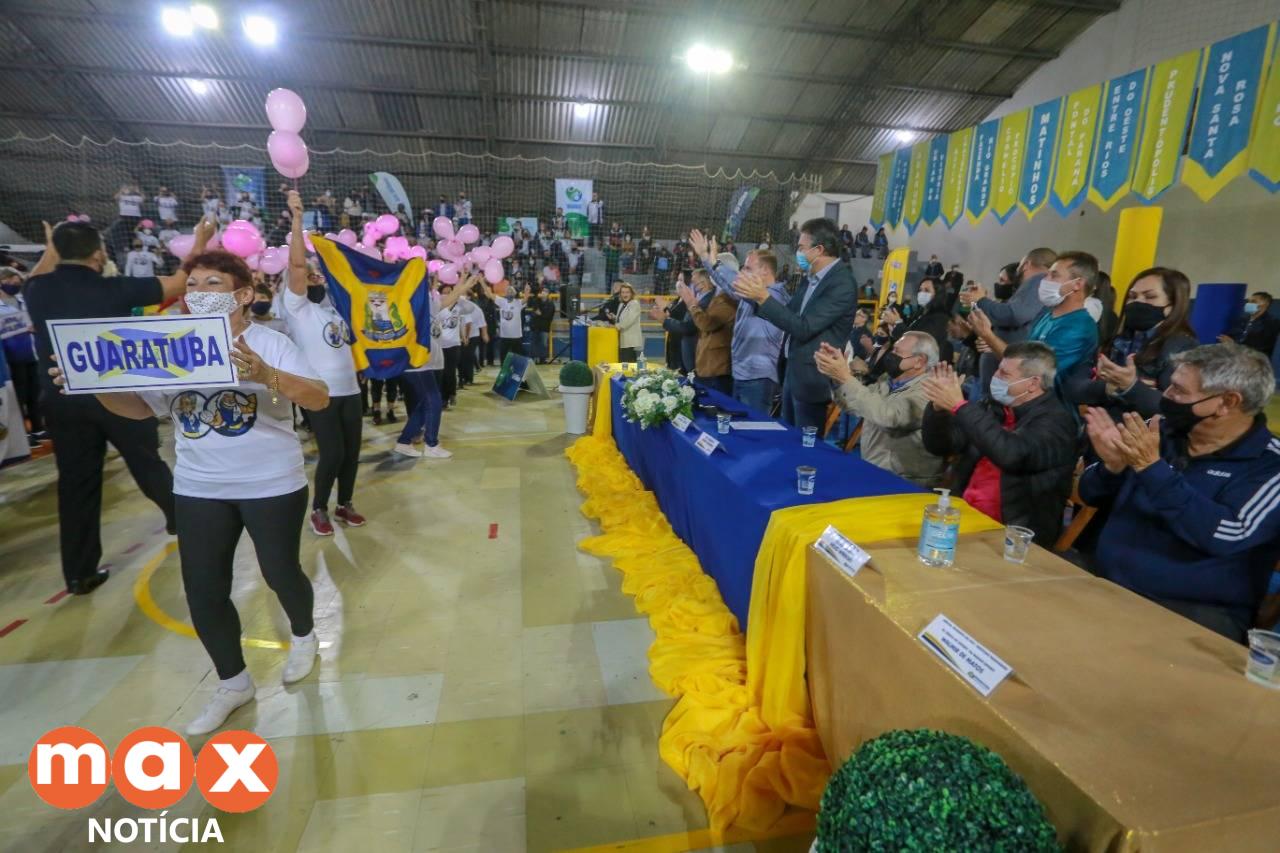 Em Guaratuba, alegria e disposição marcam a abertura dos Jogos da Integração do Idoso