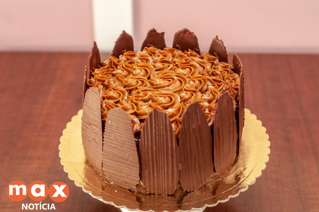 BOLO DE ANIVERSÁRIO CRIADO EM FOZ DO IGUAÇU FICA ENTRE OS MELHORES DO BRASIL EM CONCURSO PROMOVIDO PELA NESTLÉ