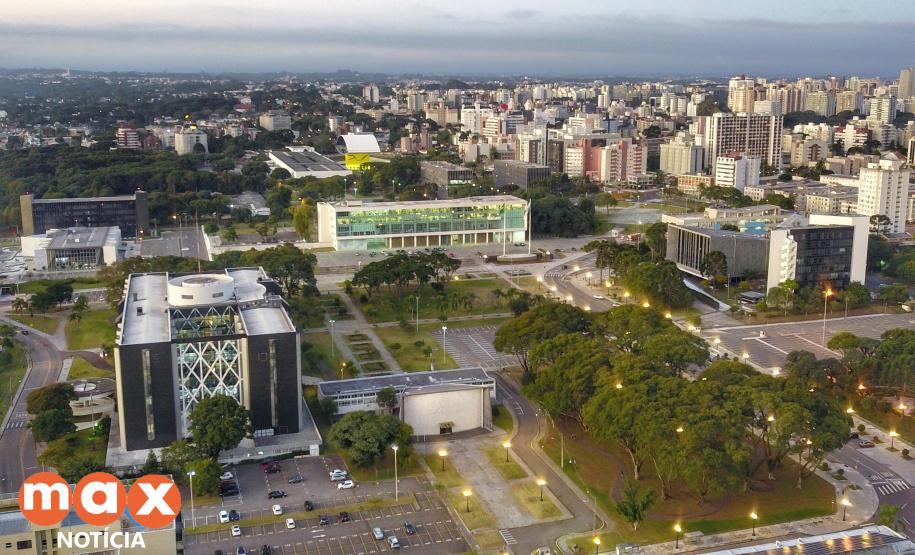 Com nova lei, Governo oficializa serviço público de loteria do Paraná