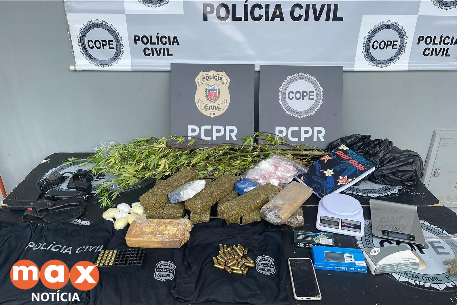 Em operação na Grande Curitiba, PCPR apreende uniformes falsos da polícia e drogas