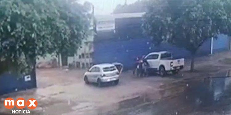 Vídeo: Brasileira é sequestrada na fronteira e pode ter sido levada ao Paraguai