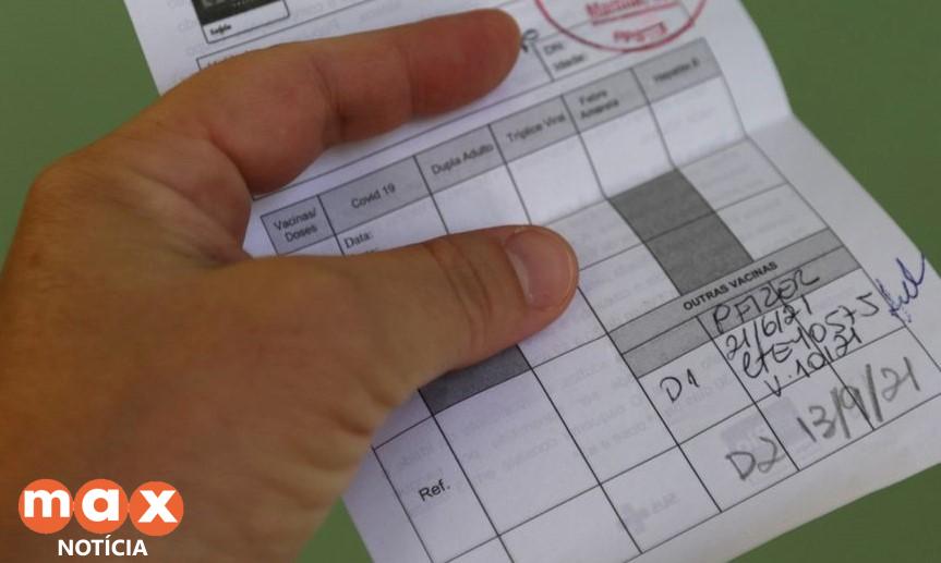 Juiz rejeita mandados de segurança contra exigência de comprovante vacinal em Foz