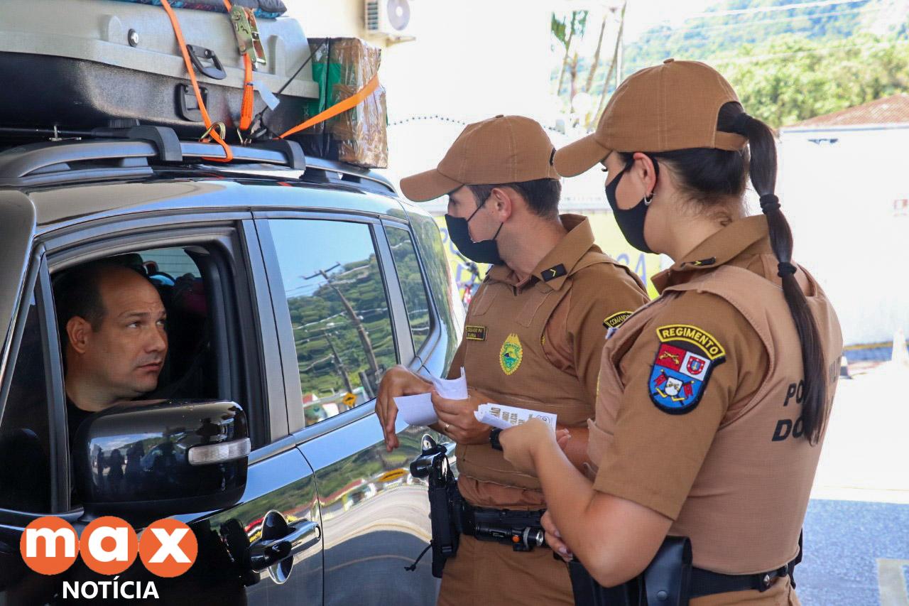 Polícia Militar realiza campanha com orientações de segurança em postos de combustíveis