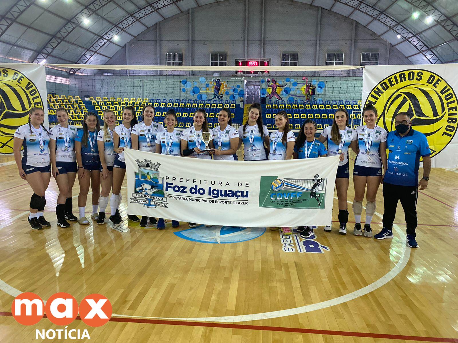 Equipe de vôlei feminino de Foz do Iguaçu vence a Copa Lindeiros de Voleibol