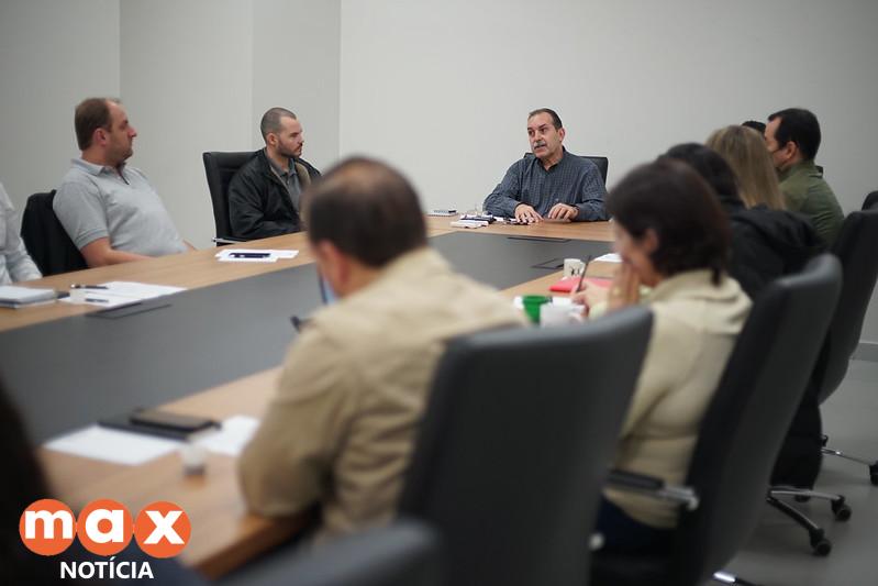 Prefeitura trabalha para agilizar processos de licenciamento em Foz