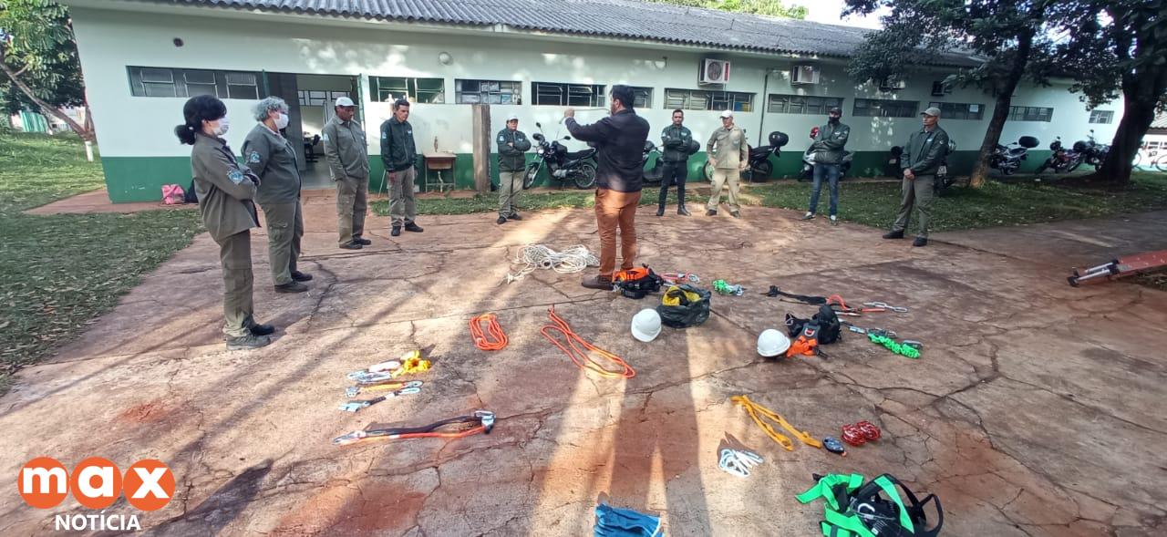 Servidores do CCZ participam de treinamento para prevenção de acidentes em altura
