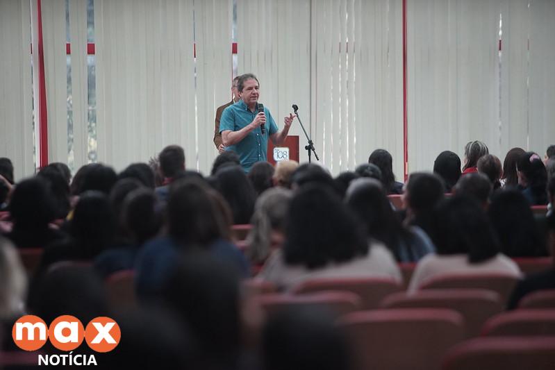 Encontro ressalta a importância do trabalho de merendeiras e auxiliares de serviços gerais na rede municipal de ensino