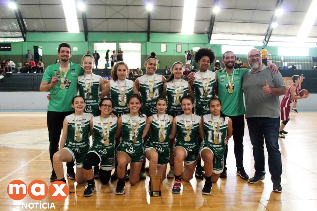 Basquete de Foz é tetracampeão dos Jogos Escolares do Paraná