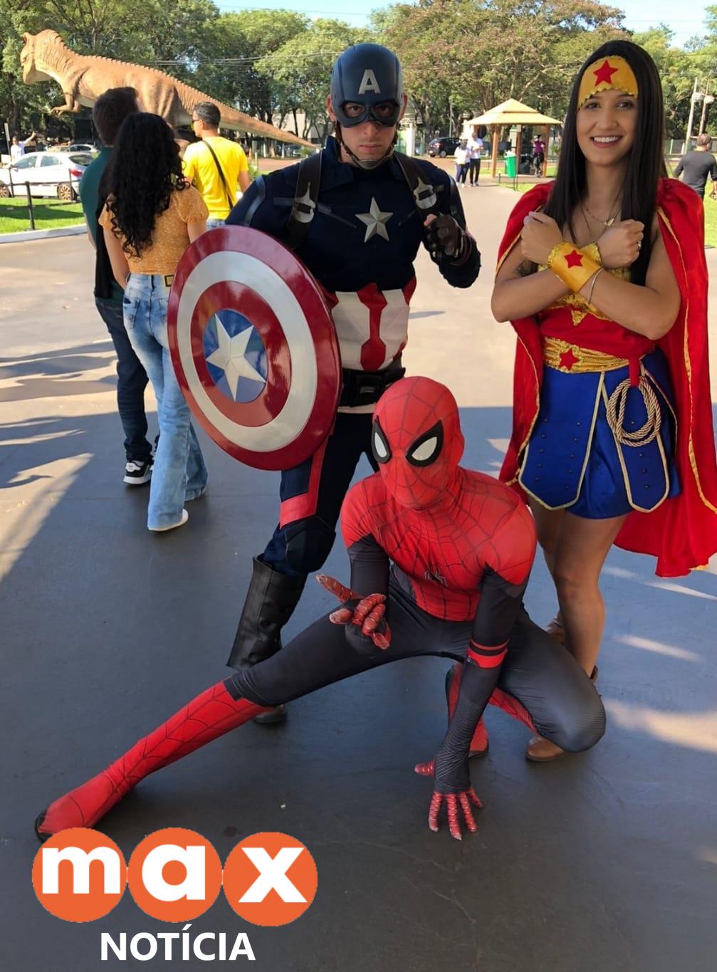 Mais de 27 mil alunos retornam para as escolas e Cmeis nesta terça-feira (26)