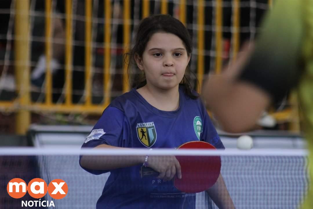 Atletas iguaçuenses conquistam medalhas em Campeonato Paranaense de Tênis de Mesa