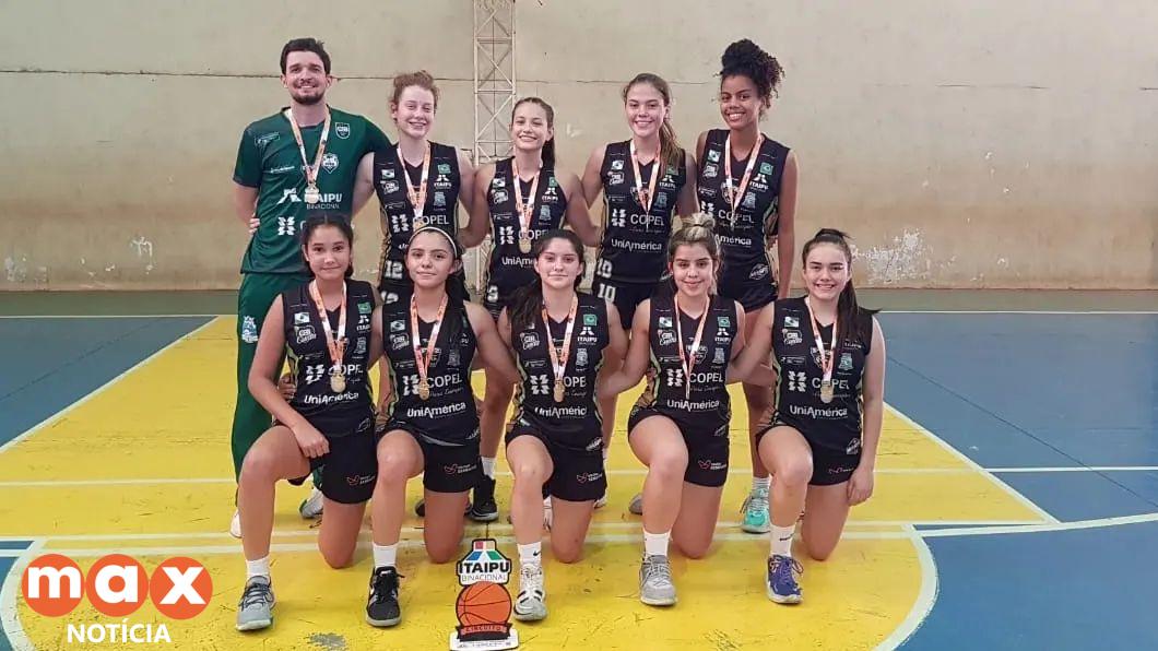 Equipes de basquete de Foz venceram títulos estaduais no fim de semana