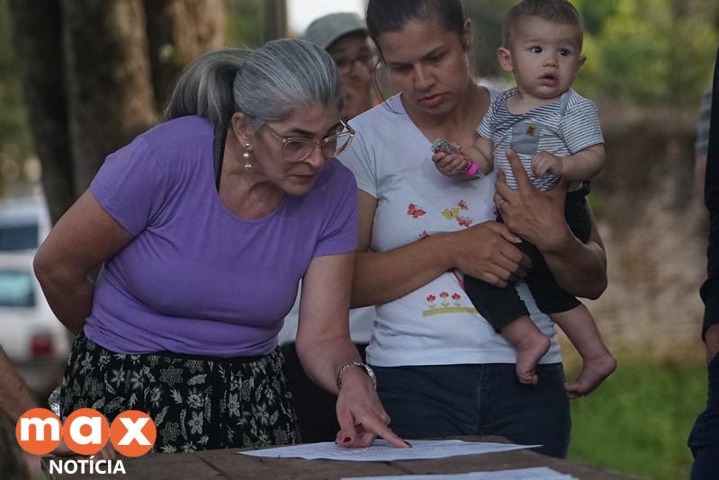 Prefeitura inicia pavimentação no Jardim Bourbon e Vila Adriana