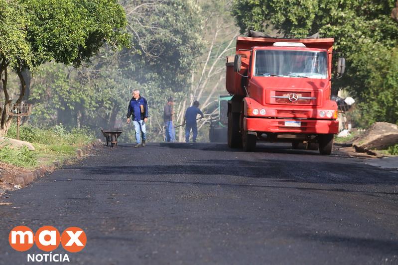 Secretaria de Obras finaliza mais uma etapa de pavimentação na região central