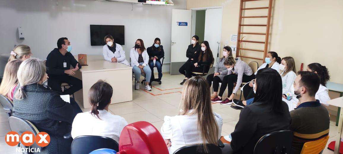 Prefeitura promove ações voltadas à saúde mental a servidores que atuam na área