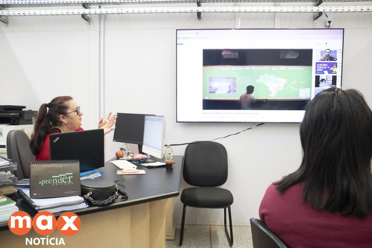 Escolas da rede municipal de Foz do Iguaçu receberão lousas digitais interativas