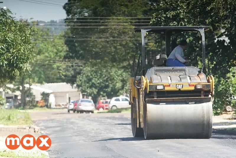 Ruas da Vila Adriana recebem recape asfáltico