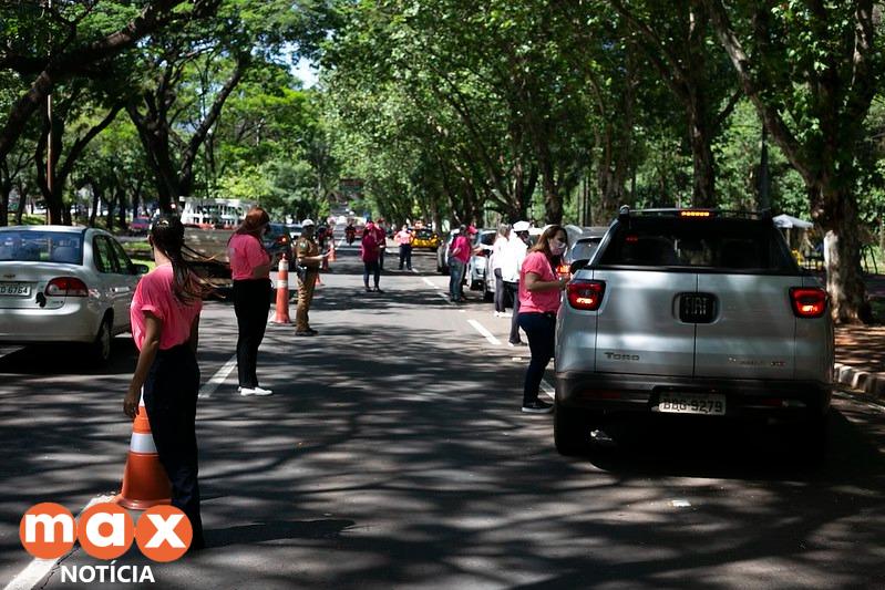 Blitz orientativa marca o final do Outubro Rosa e começo do Novembro Azul e Vermelho