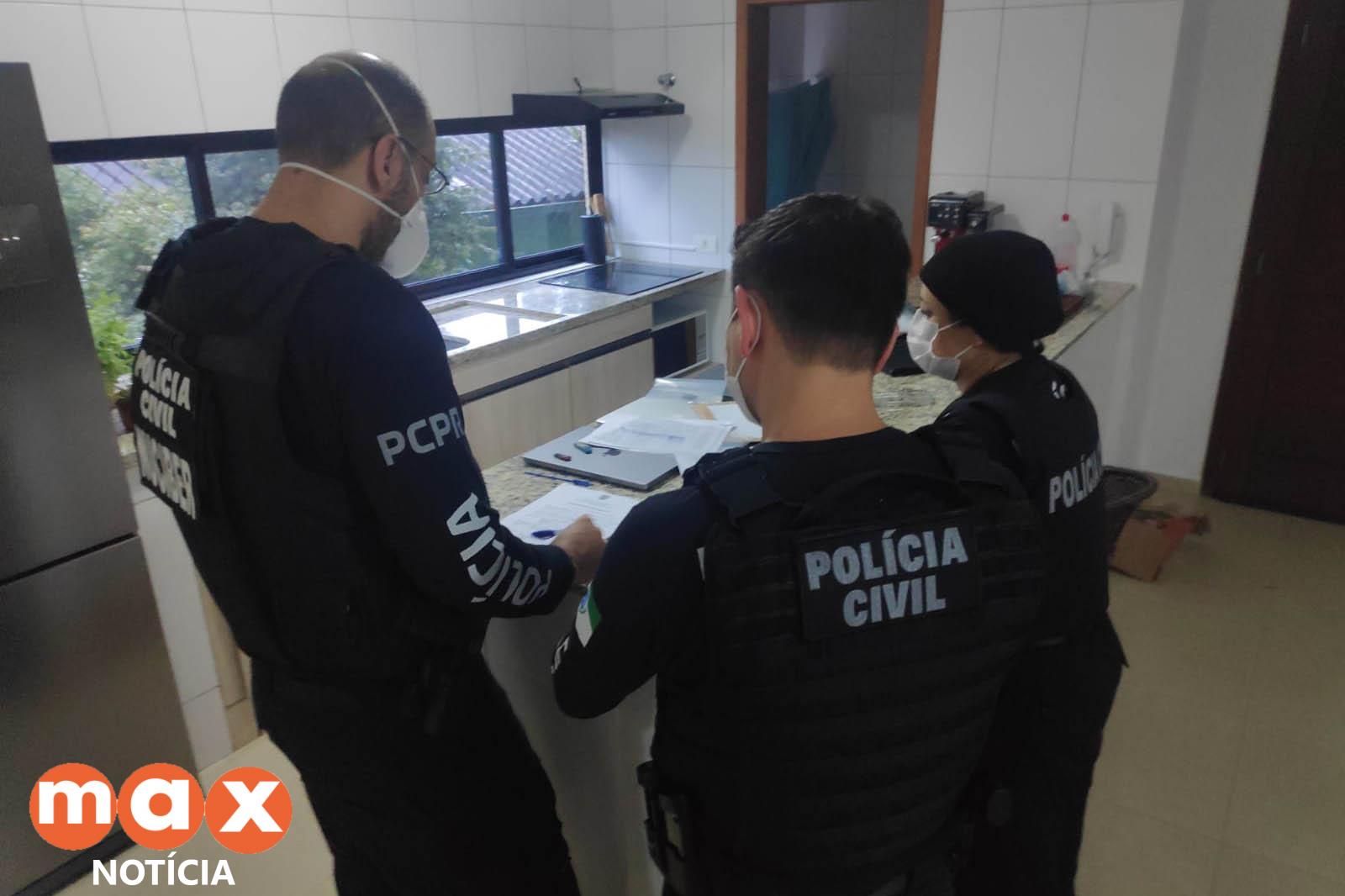 PCPR cumpre mandado de busca e apreensão contra pirataria de livros digitais, em Curitiba