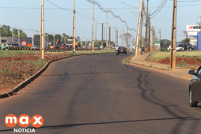 Pavimentação e recape asfáltico da Avenida Olímpio Rafagnin estão na etapa final