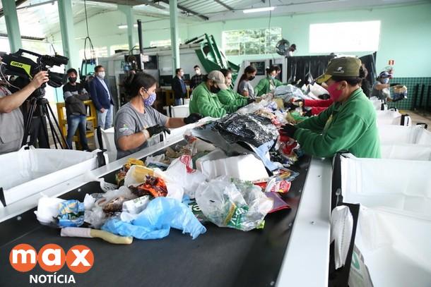 Programa coloca Foz do Iguaçu na ponta da coleta seletiva do Brasil