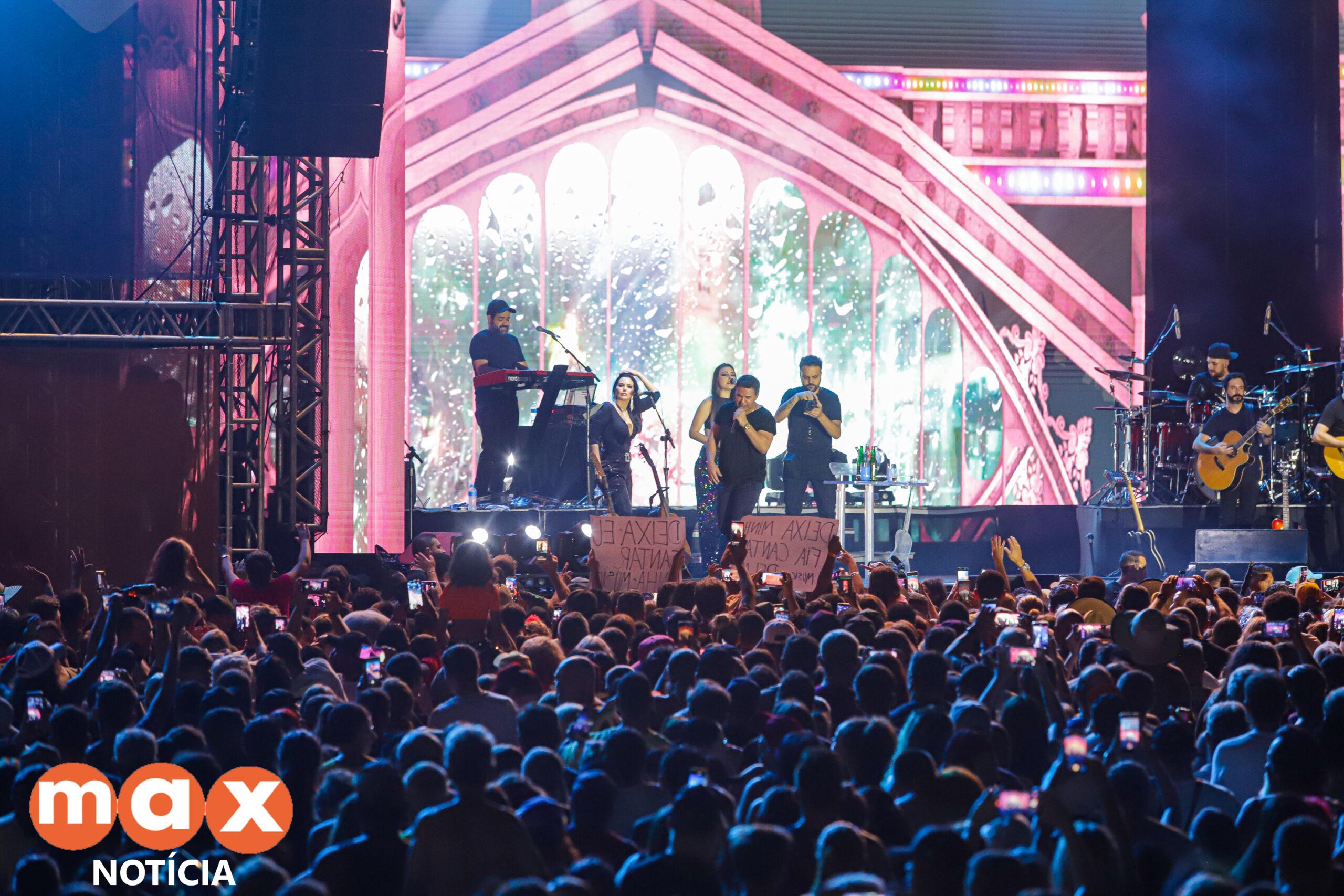 Eduardo Costa e Alemão do Forró encerram segunda semana de shows no Litoral