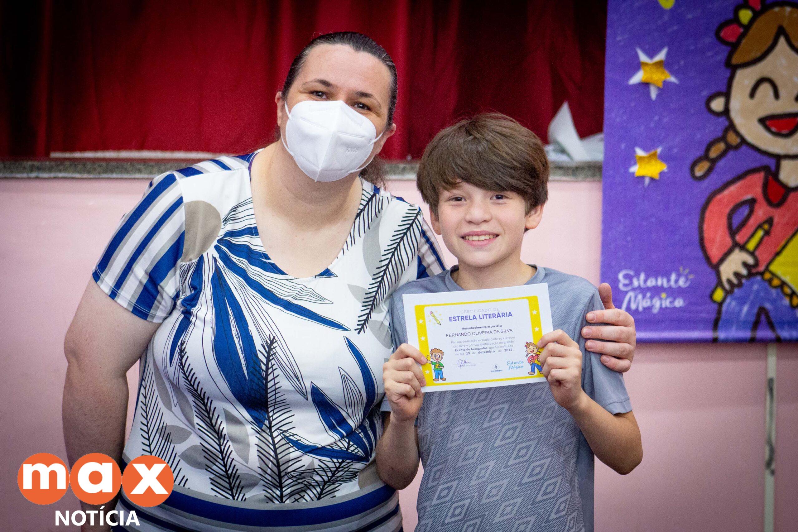 Alunos da rede estadual publicam livros escritos com o apoio da plataforma Redação Paraná