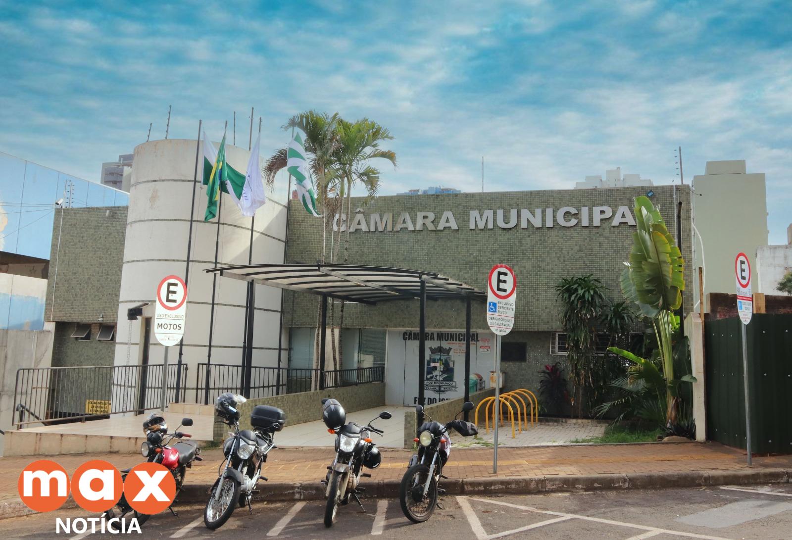 Tribunal de Contas do Paraná aprova, por unanimidade, contas da Câmara de Foz de 2021