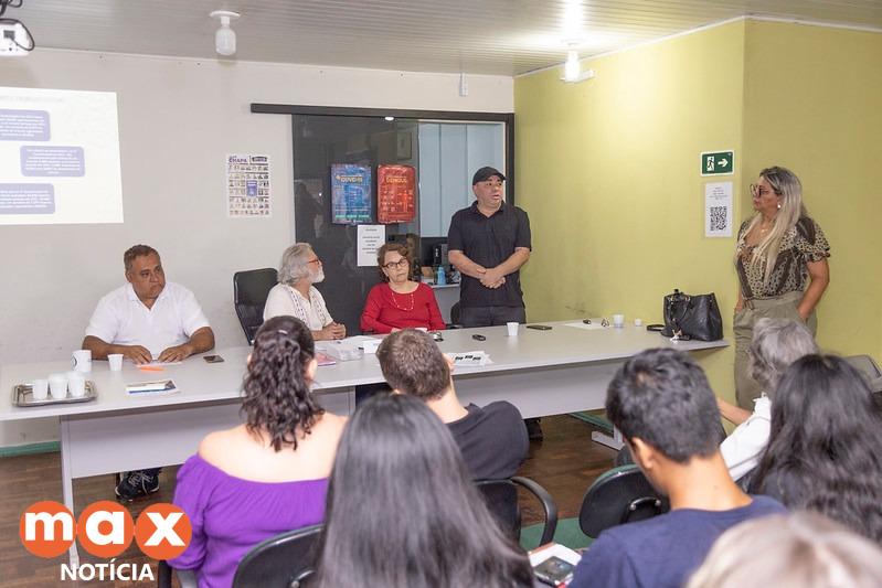 Em plenária do COMUS, prefeito em exercício convoca membros e gestores para mobilização de combate à dengue