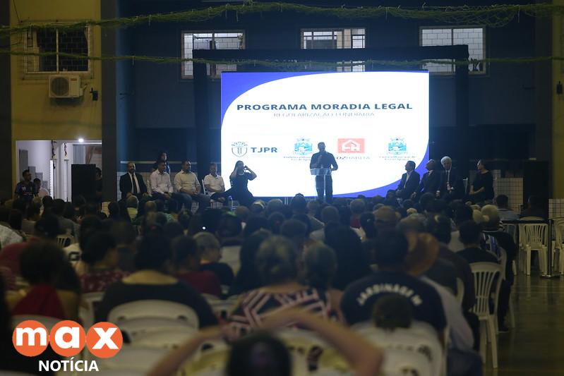 Prefeitura e TJ-PR entregam mais 600 títulos de imóveis regularizados pelo Programa Moradia Legal