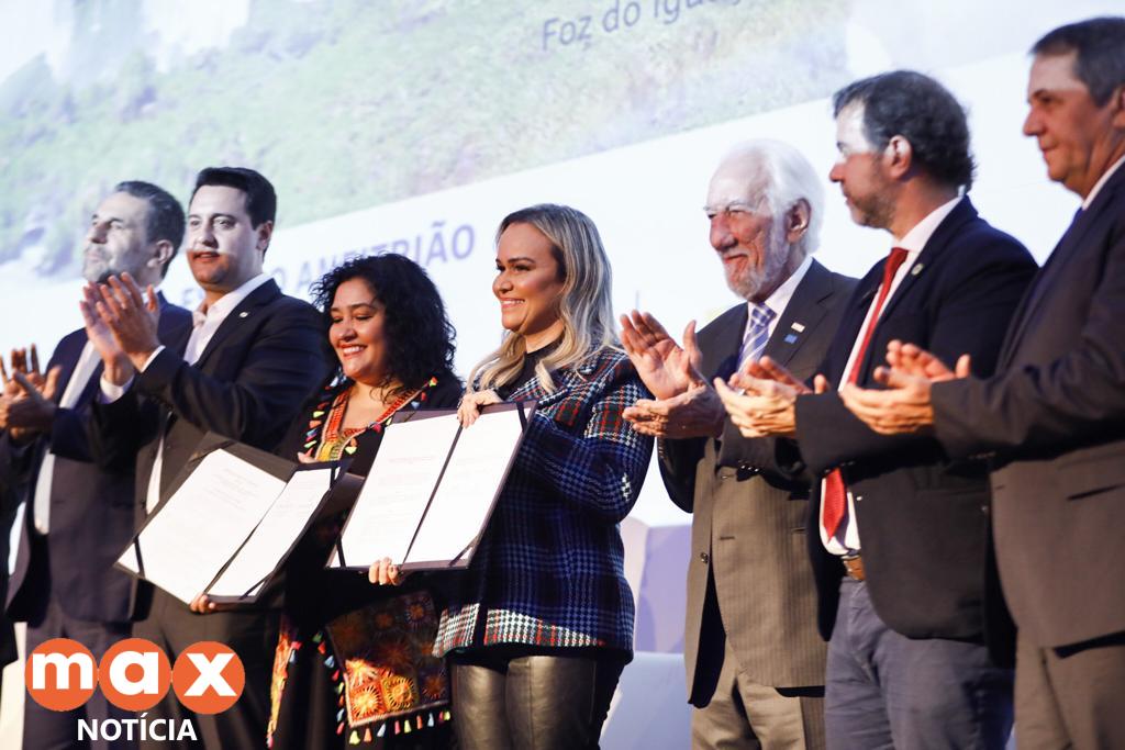 Clima de otimismo e acordo binacional marcam abertura do 18º Festival das Cataratas