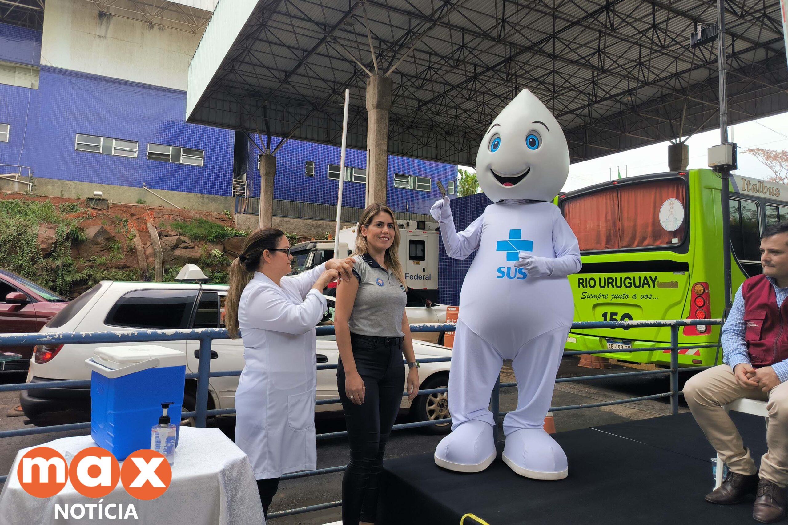 Projeto ”Fronteiras Saudáveis e Seguras do Mercosul” promove ação de vacinação na Tríplice Fronteira de Foz do Iguaçu