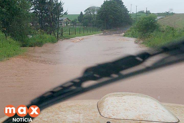Atualização das rodovias: cheia no Rio Chopim volta a interditar estrada rural de Clevelândia