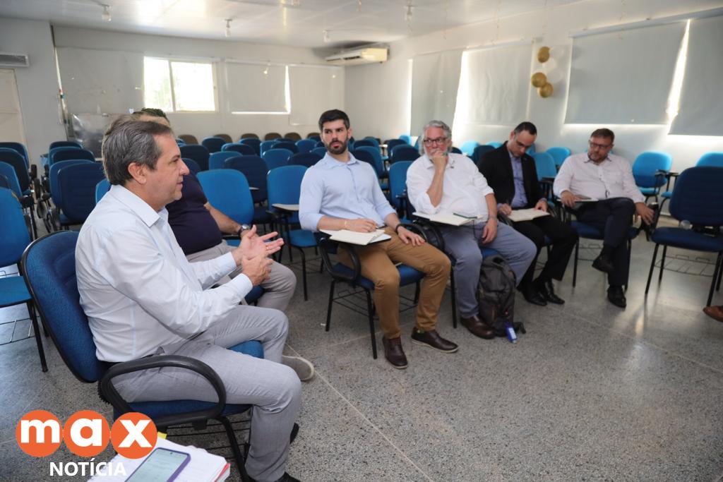 Técnicos da EBSERH visitam Foz e iniciam processo de federalização do Hospital Municipal