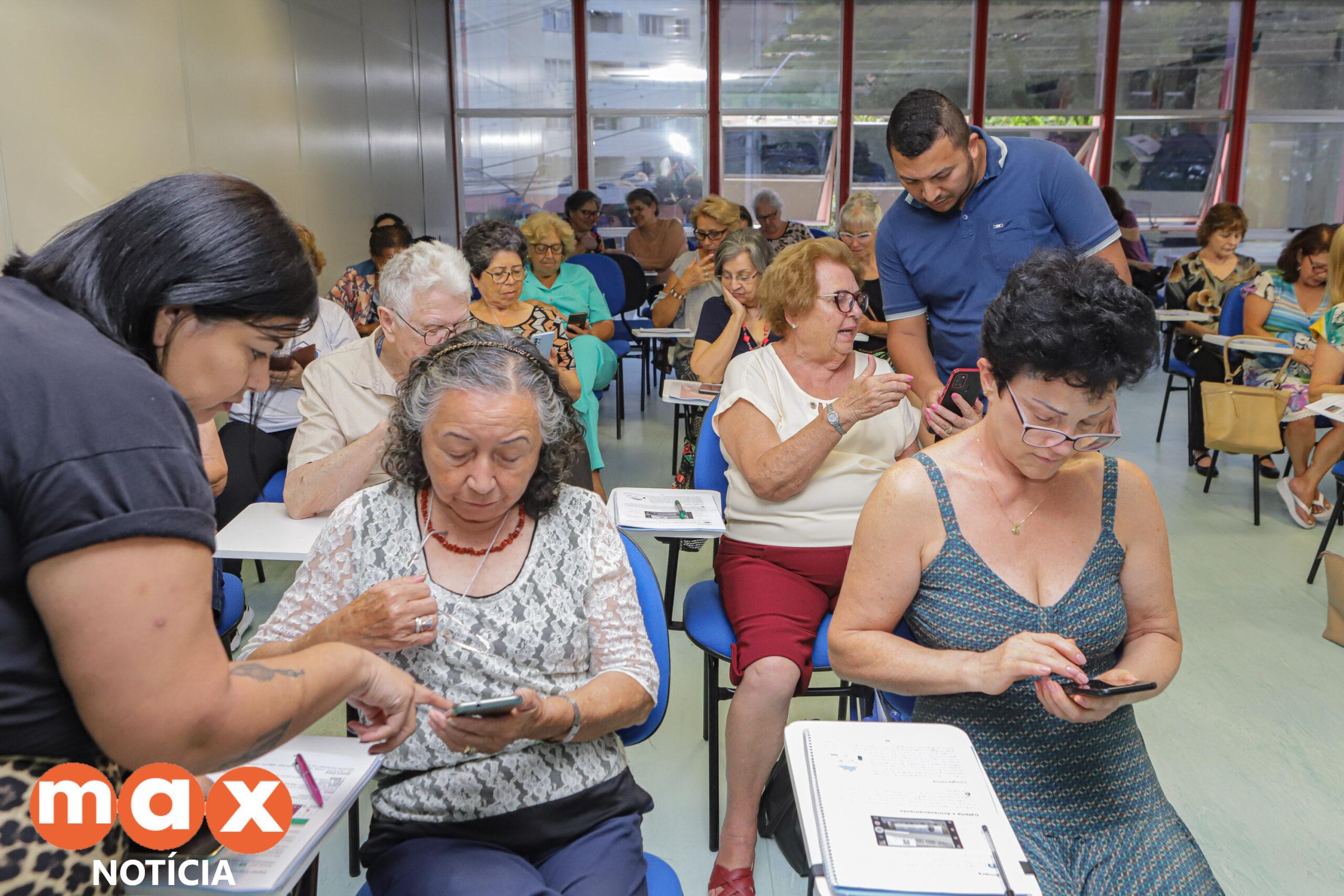 Paraná intensifica políticas públicas para atendimento e inclusão da pessoa idosa