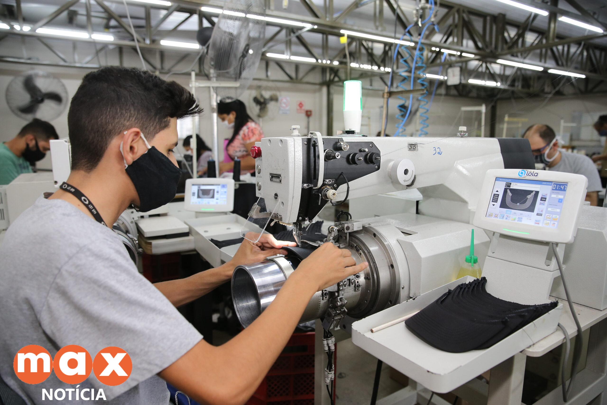 73 mil jovens de 18 a 29 anos conseguiram emprego via Agência do Trabalhador em 2023