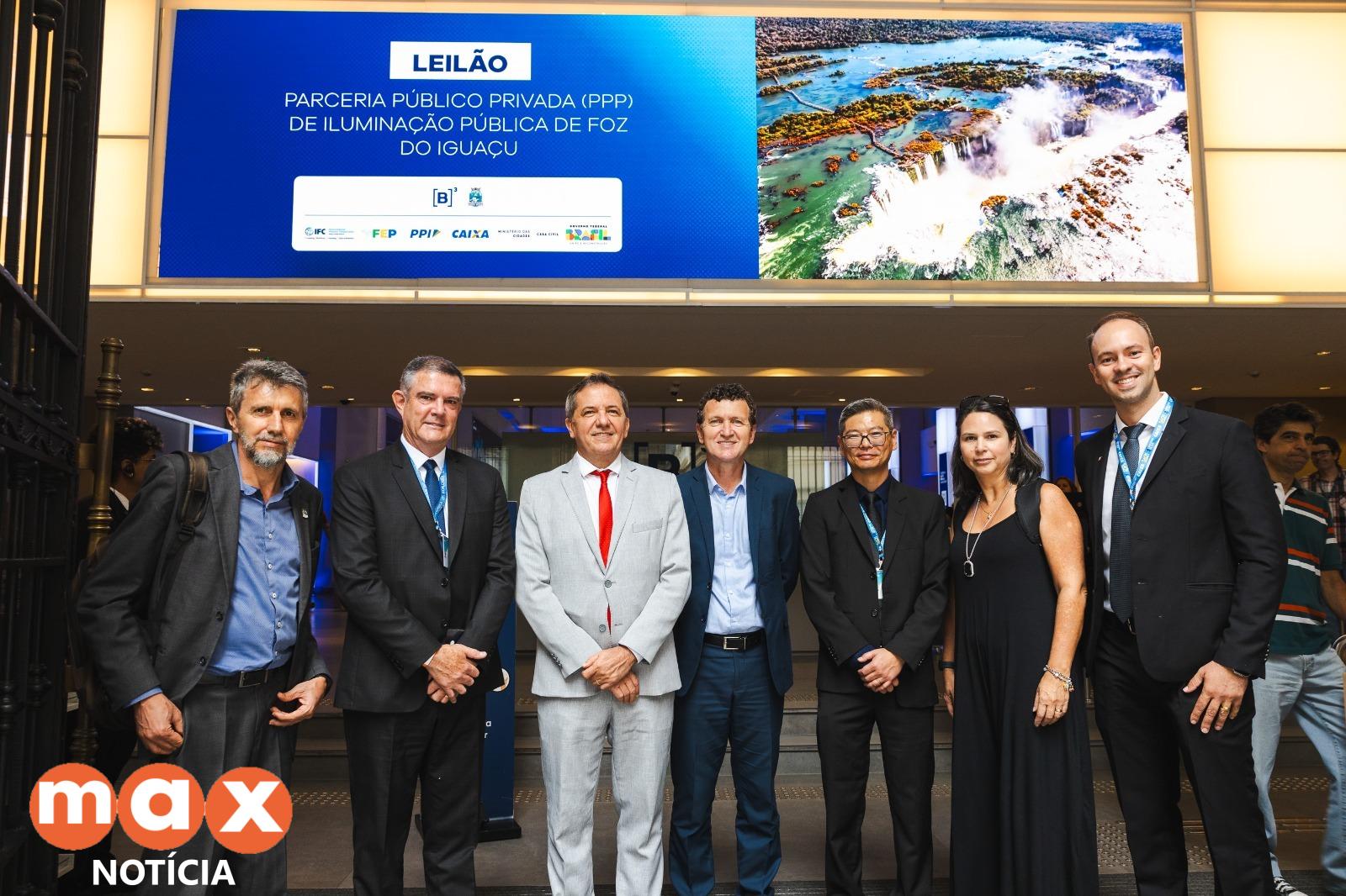 Consórcio “Foz Iluminada” oferece 35% de desconto e vence o leilão da Iluminação Pública