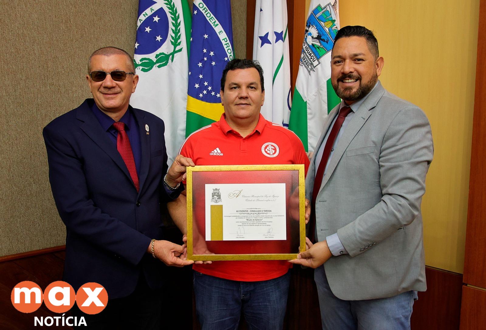 Fozinter é homenageada pelos 21 anos de história e serviços sociais