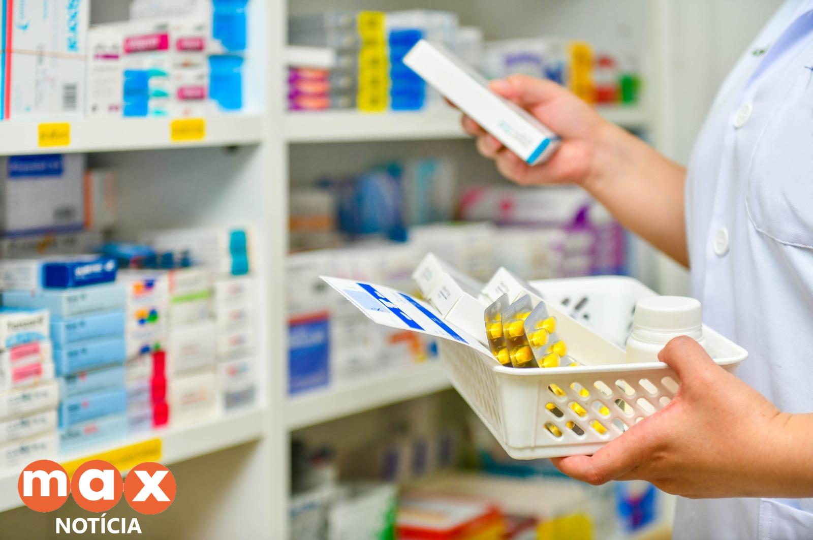 Projeto aprovado na Câmara permite acesso a medicamentos do SUS com prescrição particular