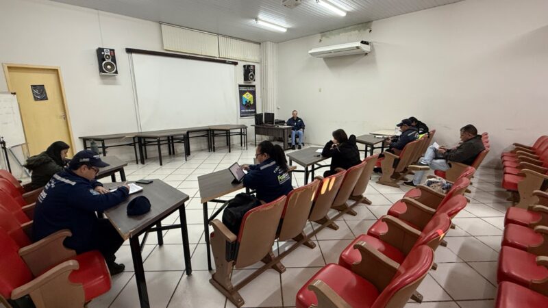 Agentes de trânsito do Foztrans realizam avaliação do Curso de Formação