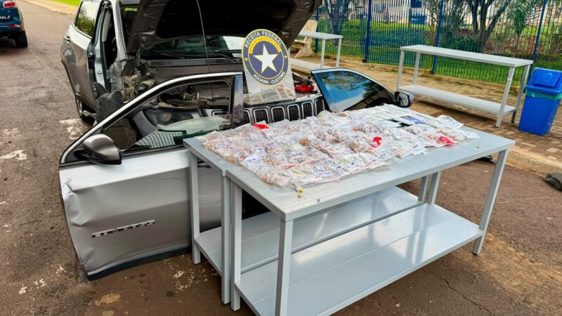 Receita Federal apreende 1.800 medicamentos ocultos em fundo falso de veículo durante a Operação Optimus Prime