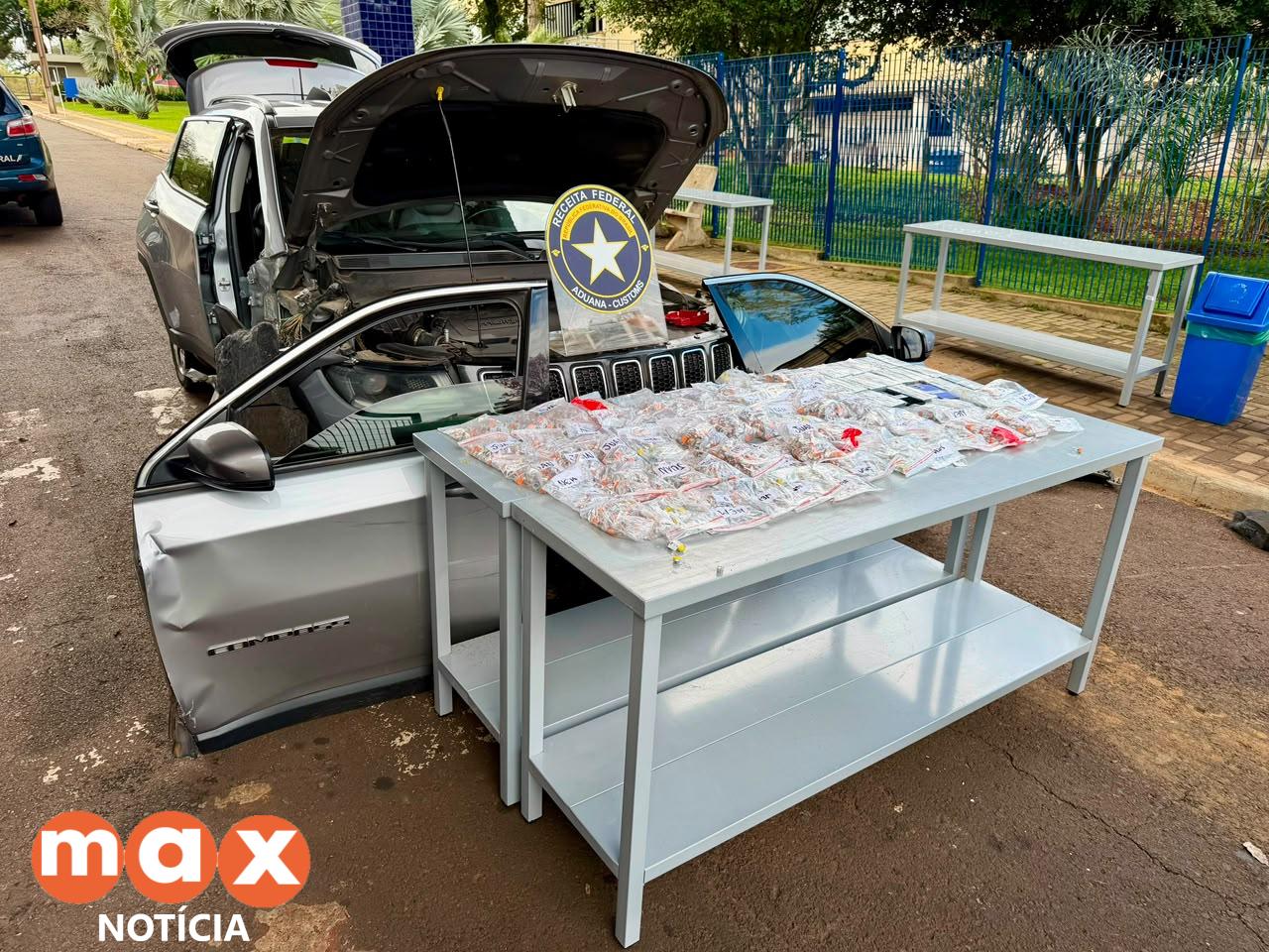 Receita Federal apreende 1.800 medicamentos ocultos em fundo falso de veículo durante a Operação Optimus Prime