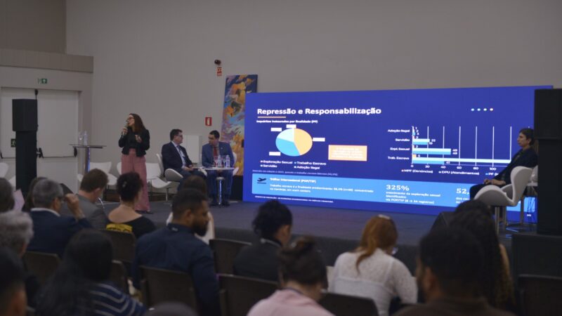 Seminário em Foz do Iguaçu reforça estratégias de enfrentamento ao tráfico de pessoas